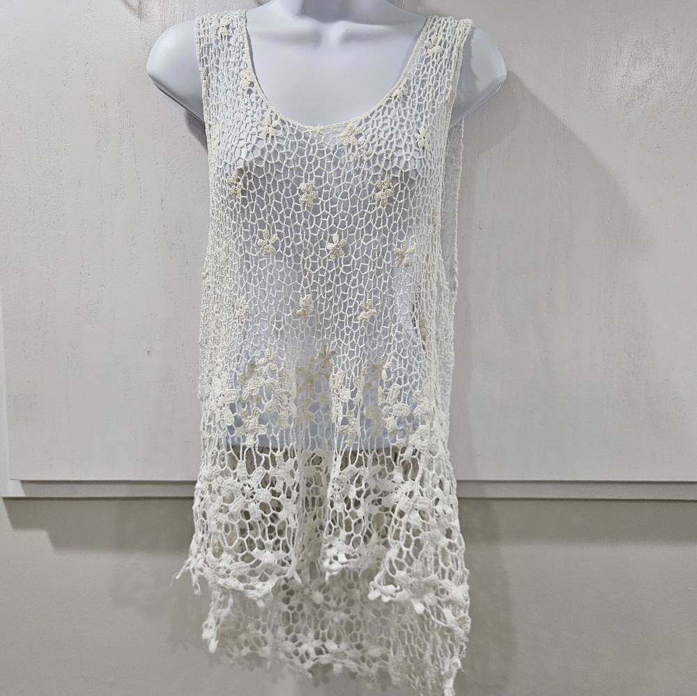 Crochet Top Womens White Flower M Boho Hippie Open Knit Coverup Festival Relaxed